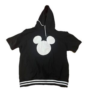 Tokyo Disney Resort Mickey Mouse Short Sleeve Hooded Sweater Size Large Japan
